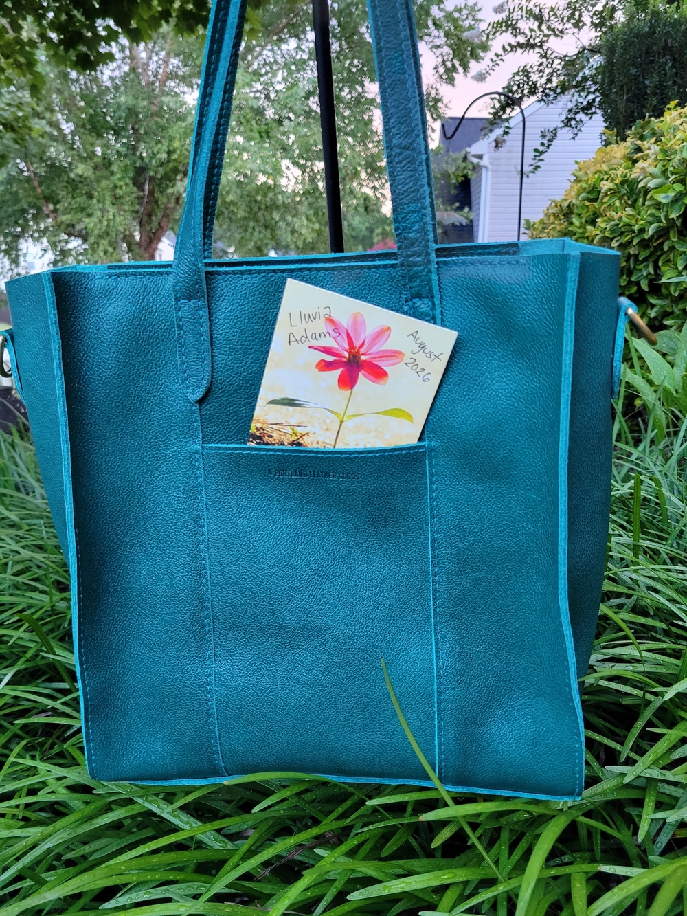 Portland Leather NS Lola tote color is seaglass bnnu